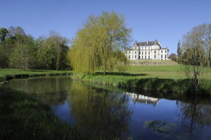 Camping Marvilla Parks -Parc Des Roches 91530 Saint-Chéron エクステリア 写真